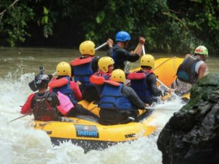 Lintasan Arung Jeram Sungai Asahan