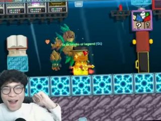 Juan ExSaudia Sihombing dikenal sebagai streamer game. Menurut Juan, aktivitasnya ini merupakan hobi yang menjadi passion lalu menghasilkan cuan (uang; dalam istilah hokkian).
