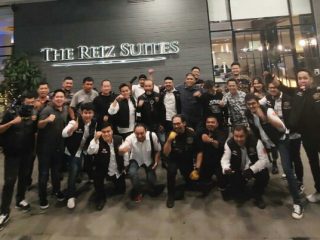 Para bikers Harley Davidson Chapter Medan Sumut foto bersama di depan The Reiz Suites.