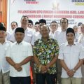 Plt Bupati Langkat, Syah Afandin foto bersama dengan Pengurus DPC Partai Gerindra Langkat