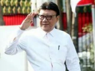 Tjahjo Kumolo