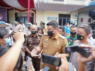 Walikota Medan, Bobby Afif Nasution menegaskan, berdasarkan PP 51/2022, bahwasanya izin usaha beresiko tinggi dikeluarkan pemprov, bukan lagi pemko.