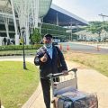 Soekirman saat di Bandara Soekarno-Hatta akan bertolak ke Korea Selatan, Jumat (15/7/2022).