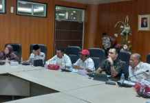 Suasana RDP Komisi III dengan direksi PUD Pasar Kota Medan, pedagang Pasar Aksara terkait biaya kontribusi pembangunan, Selasa (19/7/2022)