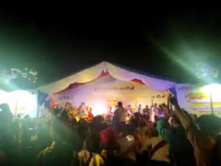 Sebuah potongan video anggota Pramuka joget diiringin musik dunia gemerlap (dugem) menyebar di media sosial.