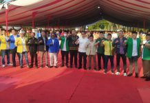 Para pemuda lintas agama berfoto bersama usai deklarasi di Taman Cadika Medan, Jumat (29/7/2022)
