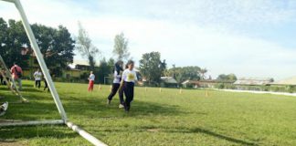Warga Kelurahan Pangkalan Masyhur, Kecamatan Medan Johor menuding Pemko Medan mengakui Lapangan Sepak Bola Sejati merupakan aset pemko.