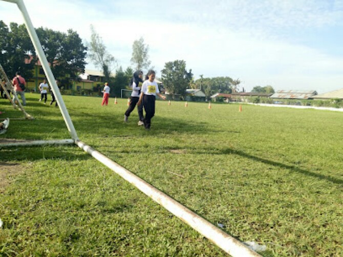 Warga Kelurahan Pangkalan Masyhur, Kecamatan Medan Johor menuding Pemko Medan mengakui Lapangan Sepak Bola Sejati merupakan aset pemko.