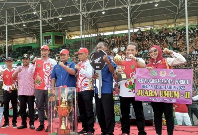 Kecamatan Medan Denai untuk kedelapan kali berturut turut meraih juara umum Pekan Olahraga Kota (Porkot) Medan 2022.