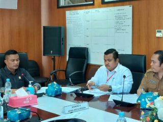 Suasana rapat Komisi IV dengan Dinas PU Kota Medan,Senin (15/8/2022)