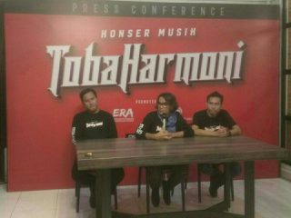 Para pihak yang terlibat di Konser Musik Toba Harmoni saat memberikan keterangan kepada wartawan