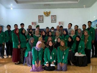 Penutupan kegiatan KKN Mahasiswa UINSU di Aula Kantor Desa Tandem Hulu 1 Kecamatan Hamparan Perak Kabupaten Deliserdang, Kamis (18/8/2022).