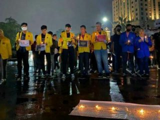 Aliansi Masyarakat Cinta Polri menggelar aksi damai mendukung langkah tegas Kapolri Jenderal Pol Listyo Sigit Prabowo menuntaskan kasus kematian Brigadir J. Aliansi ini terdiri dari mahasiswa dan pelajar di Medan.