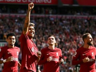Para pemain Liverpool saat merayakan kemenangan 9-0 atas Bournemouth di laga sebelumnya