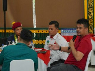 Walikota Medan, Bobby Nasution saat berdiskusi dengan Kelompok Cipayung Plus di Pendopo Rumah Dinas Walikota Medan, Sabtu (10/9/2022)