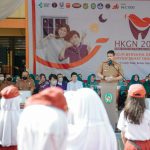 Sekitar 5.000 siswa SD di Kota Medan mengikuti sikat gigi massal di SD Pertiwi, Jalan Budi Pembangunan, Medan, Senin (12/9/2022)