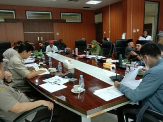 Anggota Komisi III DPRD Medan mempertanyakan sejumlah realisasi pendapatan dari sektor pajak daerah saat rapat kerja dengan jajaran Badan Pengelolaan Pajak dan Retribusi Daerah (BPPRD) Kota Medan di Ruang Rapat Komisi III DPRD Medan, Selasa (13/9/2022).