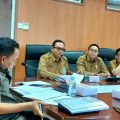 Suasana rapat Anggota Komisi II DPRD Medan dengan Kadis Kesehatan Kota Medan dan Direktur RSUD Bachtiar Djafar