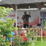 Plt Bupati Langkat, Syah Afandin saat meresmikan taman edukasi di Desa Batu Melenggang, Kamis (15/9/2022)