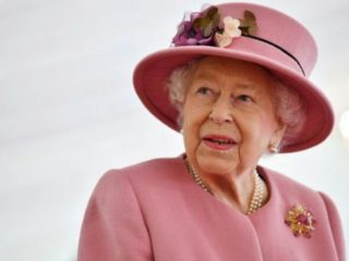 Ratu Elizabeth II