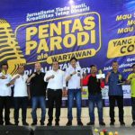 Pentas Parodi ala Wartawan dalam bentuk stand up comedy yang digelar Persatuan Wartawan Indonesia (PWI) Sumut, Jumat (7/10/2022)