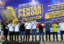 Pentas Parodi ala Wartawan dalam bentuk stand up comedy yang digelar Persatuan Wartawan Indonesia (PWI) Sumut, Jumat (7/10/2022)