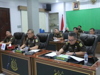 Kejaksaan Tinggi Sumatera Utara (Kejati Sumut) kembali menghentikan penuntutan perkara tindak pidana atas nama tersangka Arianti alias Riyanti Dalimunthe warga Tapanuli Selatan dengan menerapkan pendekatan keadilan restoratif (restorative justice).