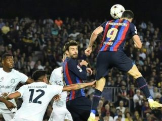 Gol Lewandowski dimenit 90+2 selamatkan Barca dari kekalahan saat bersua Inter Milan di Stadion Camp Nou dalam lanjutan penyisihan Grup C Liga Champions, Kamis (13/10/2022).