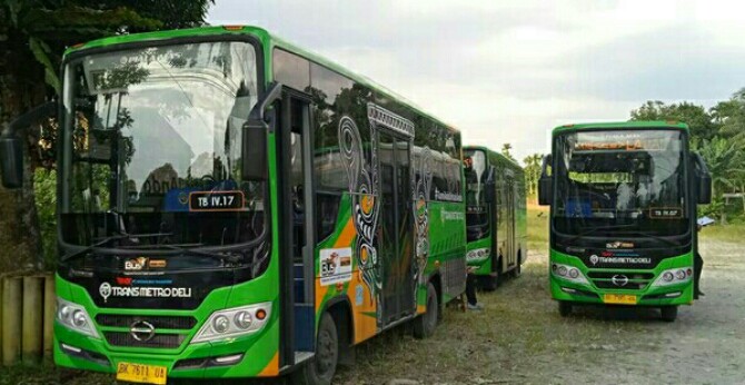 Bus Trans Metro Deli Medan