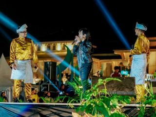 Walikota Medan, Bobby Afif Nasution bersama Rian D'masiv dan Sandiaga Uno
