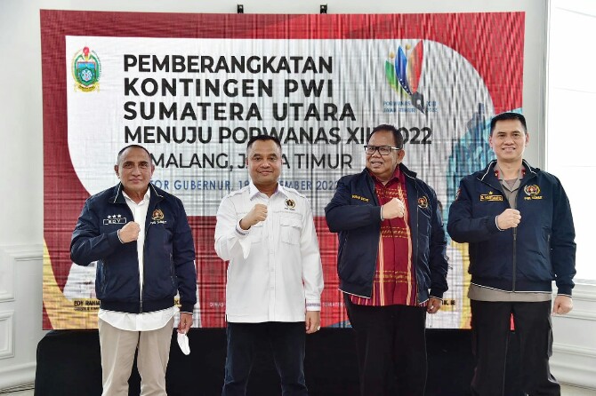 Gubernur Sumatera Utara (Sumut) Edy Rahmayadi meminta wartawan Sumut keluar sebagai juara di Pekan Olahraga Wartawan Nasional (Powarnas) 2022. Dia tidak ingin target kontingen di bawah peringkat kedua.