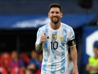 Kapten Timnas Argentina, Lionel Messi akan memulai aksinya di Piala Dunia 2022 saat melawan Arab Saudi