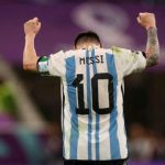 Lionel Messi diharapkan bisa memberikab kejutan saat melawan Polandia