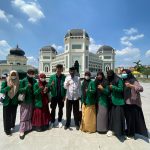 Mahasiswa SPI FIS UINSU berkunjung ke Masjid Raya Al Mahsun Medan, situs sejarah yang ada di Kecamatan Medan Kota saat melaksanakan PKL.(ist)