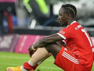 Sadio Mane dipastikan absen sepenuhnya di Piala Dunia 2022. Cederanya lebih parah dari perkiraan dan butuh ditangani dengan pembedahan.