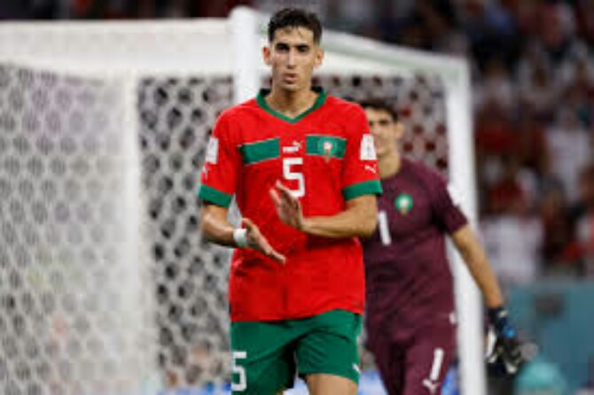 Nayef Aguerd akan menjadi andalan lini belakang Maroko saat melawan Portugal di babak 8 besar