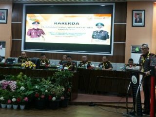 Jelang akhir tahun 2022, Kejaksaan Tinggi Sumatera Utara menggelar Rapat Kerja Daerah (Rakerda) tahun 2022 yang diikuti jajaran Kejati Sumut, 28 Kejari dan 9 Cabjari selama 2 hari, Selasa (27/12/2022) sampai Rabu (28/12/2022) digelar di Medan.