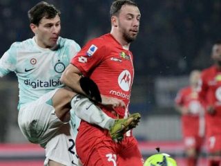 Juventus menang tipis 1-0 atas tamunya Udinese dalam lanjutan Liga Italia di Juventus Stadium, Minggu (8/1/2023) Gol tunggal tuan rumah diciptakan lewat pemain belakang mereka Dano dimenit 86.