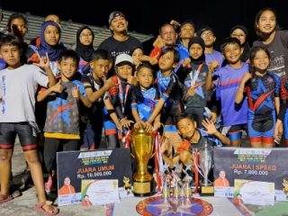 Bintang Medan Roller Skate (BMRS) berhasil meraih juara umum pada Kejuaraan Tingkat Nasional Sepatu Roda Lancang Kuning Open #1 memperebutkan trophy H. Erick Thohir yang berlangsung di Lintasan Sepatu Roda Mempura, Siak, Propinsi Riau pada 21-22 Januari 2023.