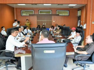 Rapat Dengar Pendapat Komisi III DPRD Medan dengan Manajemen PDAM Tirtanadi di Ruang Rapat Komisi III DPRD MEDAN, Selasa (24/1/2023). Foto:kaldera/reza