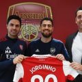 Mikel Arteta bikin Jorginho pilih Arsenal (Arsenal FC via Getty Images/Stuart MacFarlane)