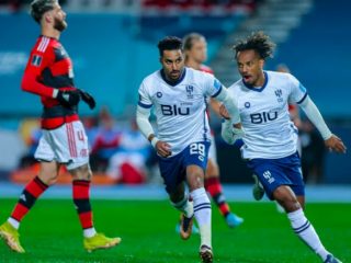 Klub Arab Saudi, Al Hilal yang mewakili AFC (Juara Champions Asia) menang 3-2 atas Flamengo, juara Copa Libertadores (Amerika Selatan), untuk lolos ke final Piala Dunia Antarklub 2022.