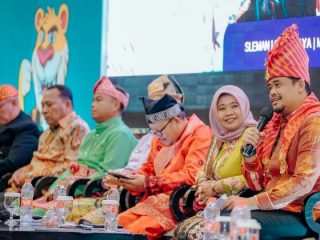 Di Acara Dialog Kebudayaan, Bobby Paparkan Inovasi Digitalisasi Sandang