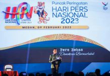 Presiden Joko Widodo saat memberikan sambutan pada puncak peringatan Hari Pers Nasional di Gedung Serba Guna Sumut, Kamis (9/2/2023). Foto:Dinas Kominfo Medan