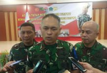 Brigjend TNI Juinta O Sembiring (tengah)
