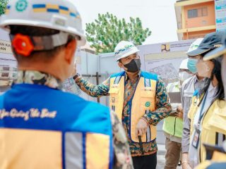 Walikota Medan, Bobby Nasution saat menerima kunjungan perwakilan Kementrian PUPR di kawasan Kota Lama Kesawan beberapa waktu lalu. Foto:Dinas Kominfo Kota Medan