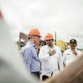 Walikota Medan, Bobby Nasution saat meninjau TPA Terjun bersama Dibes Belanda beberapa waktu lalu. Foto:Dinas Kominfo Medan