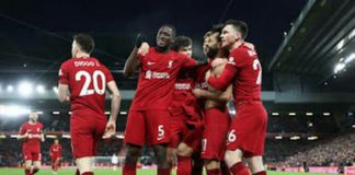 Pemain Liverpool merayakan gol M Salah ke gawang MU saat laga lanjutan Liga Inggris di Stadion Anfield, Minggu (5/3/2023). Liverpool menang besar 7-0. Foto:Reuters