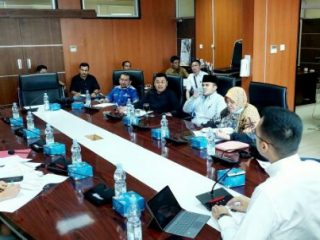 Suasana rapat Komisi 3 DPRD Medan dengan Dinas Pendidikan dan Kebudayaan Kota Medan di Ruang Rapat Komisi 3 DPRD Medan, Senin (6/3/2023)