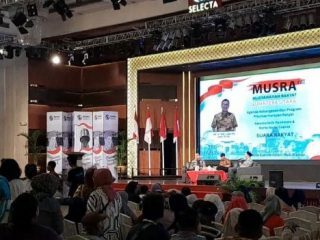 Musyawarah Rakyat (Musra) Relawan Jokowi digelar di Selecta, Kota Medan. Dalam Musra itu, nama Prabowo Subianto menggema menjadi salah satu tokoh yang didukung menjadi calon presiden pada Pemilu 2024.